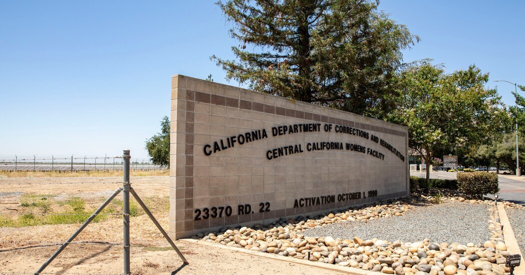 California Ignored Sexual Abuse of Women in Prison, Justice Dept. Says