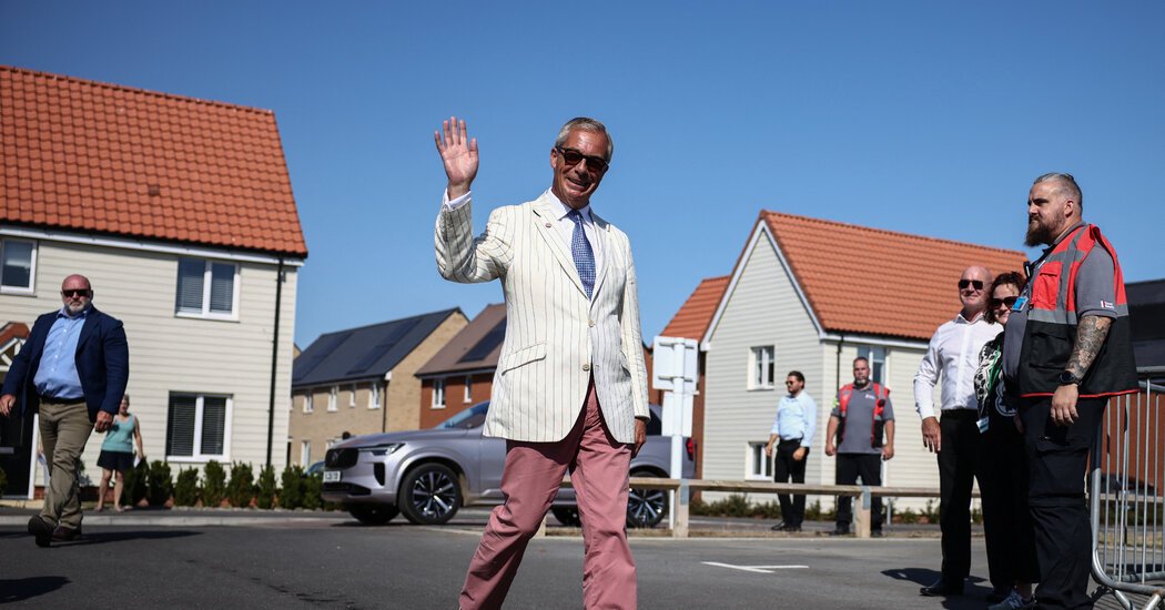 Britain’s Farage Takes a Page From Trump’s Playbook Amid Investigations
