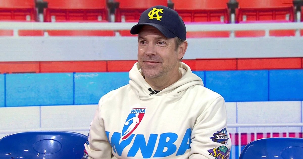 Jason Sudeikis Talks ‘Ted Lasso’ S4, Backstory of Famous Dance