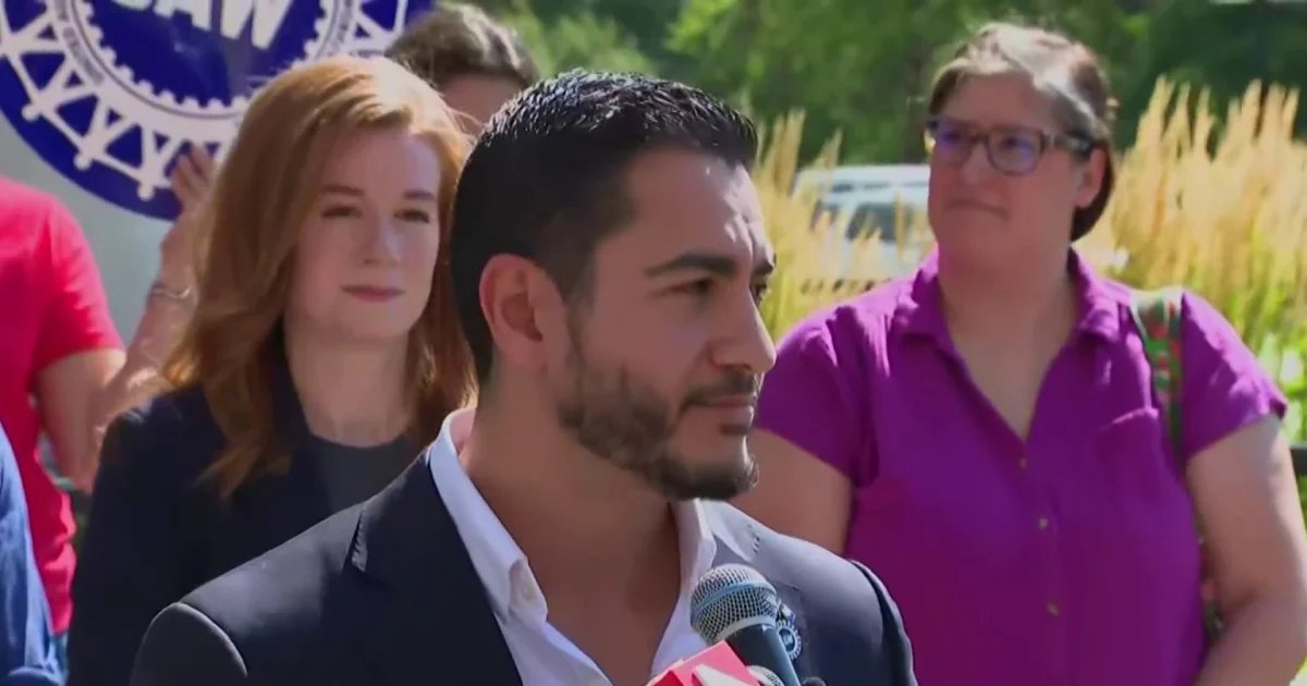 Abdul El-Sayed thanks supporters after primary victory in Michigan