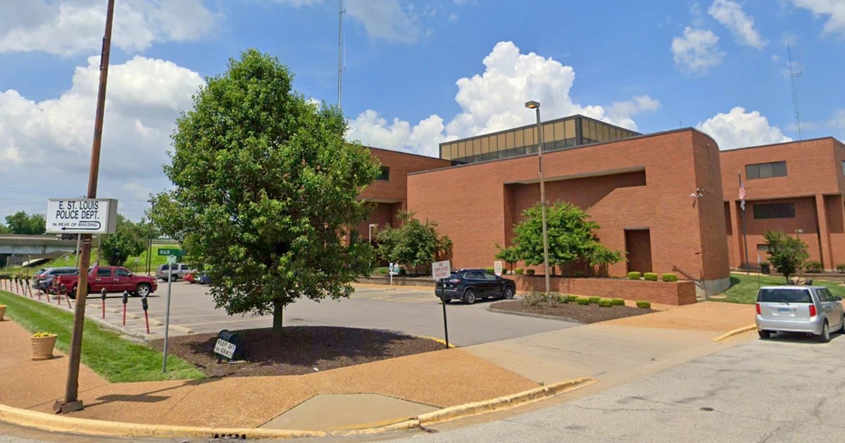 Illinois teen in clown outfit charged with murder of 78-year-old man