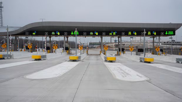 ‘Check your credit card bills’: Gordie Howe bridge user says he’s been double charged for crossings