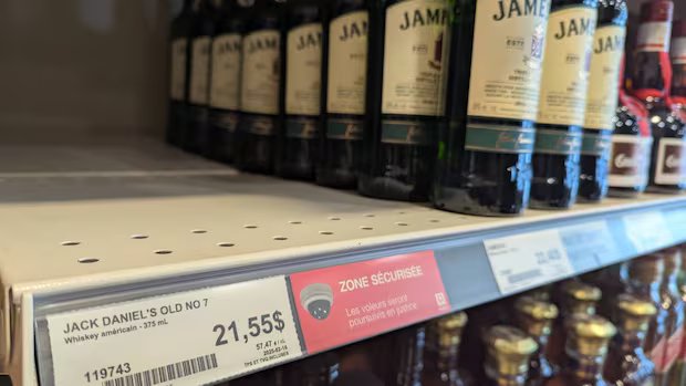 Premier says it’s up to Quebec — and Quebec alone — when U.S. booze returns to its shelves