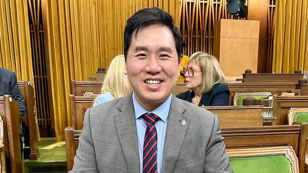 Toronto Liberal MP Shaun Chen to resign following car accident last year