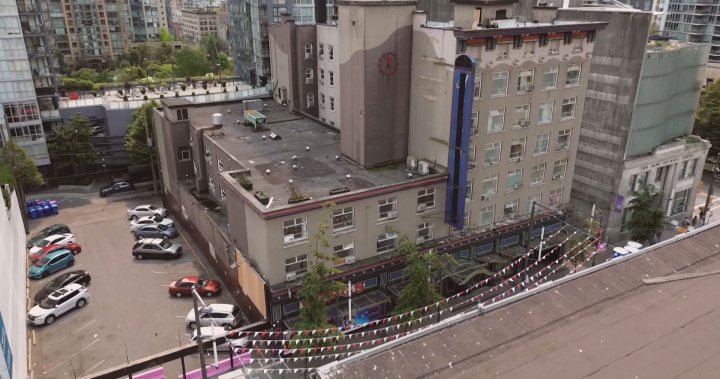 B.C. housing minister says situation at single-tenant Granville SRO ‘not ideal’ – BC