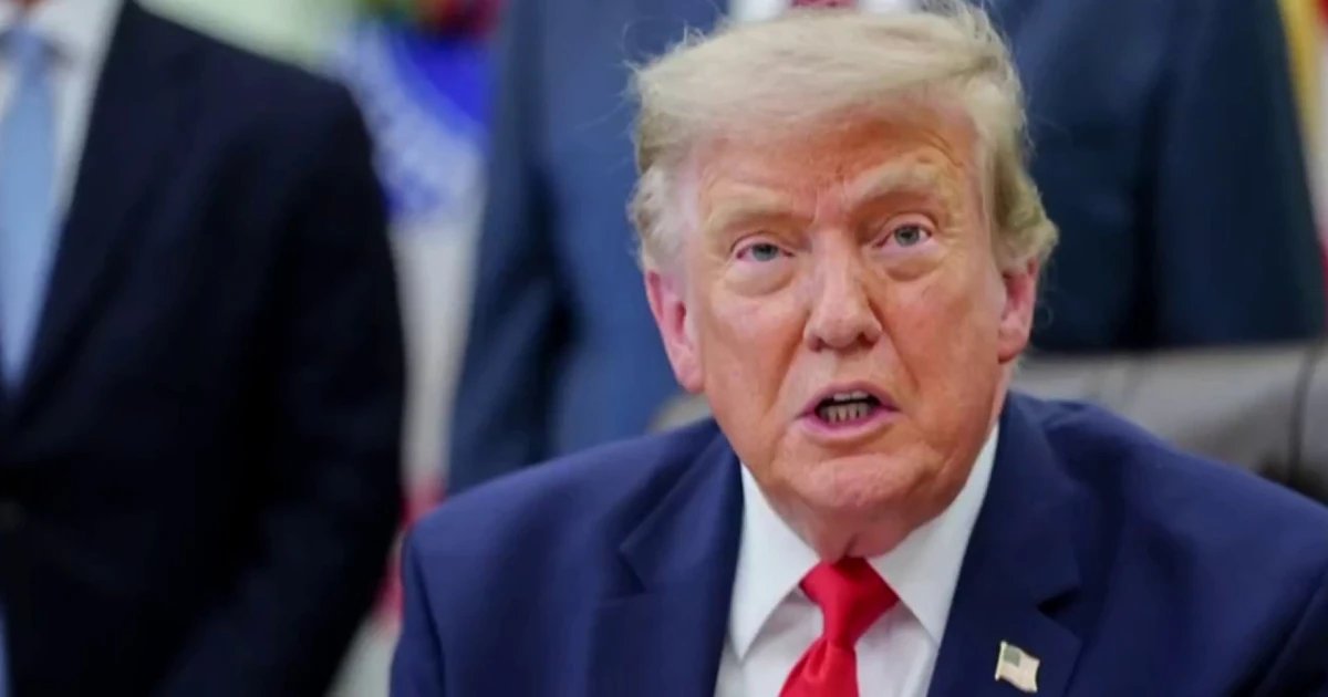 Trump downplays concerns about conditions aboard USS Abraham Lincoln