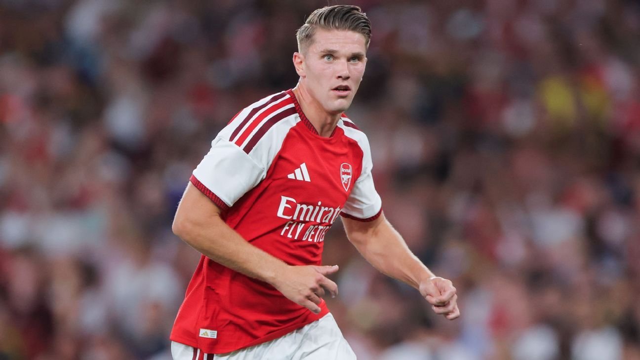 Transfer rumors, news: Barcelona eye Arsenal striker Viktor Gyökeres
