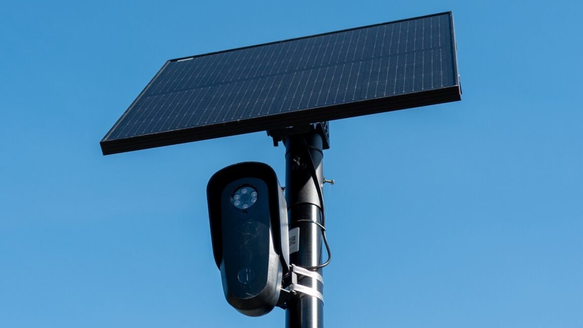 As Wisconsin cities flee Flock, its shared camera network loses value