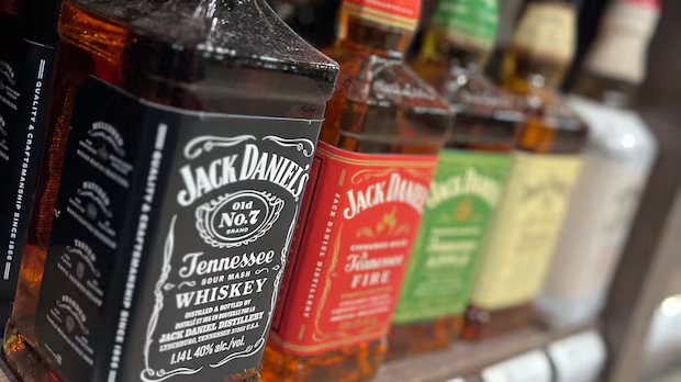 ‘A bad taste left in my mouth’: Will Canadians buy U.S. booze again?