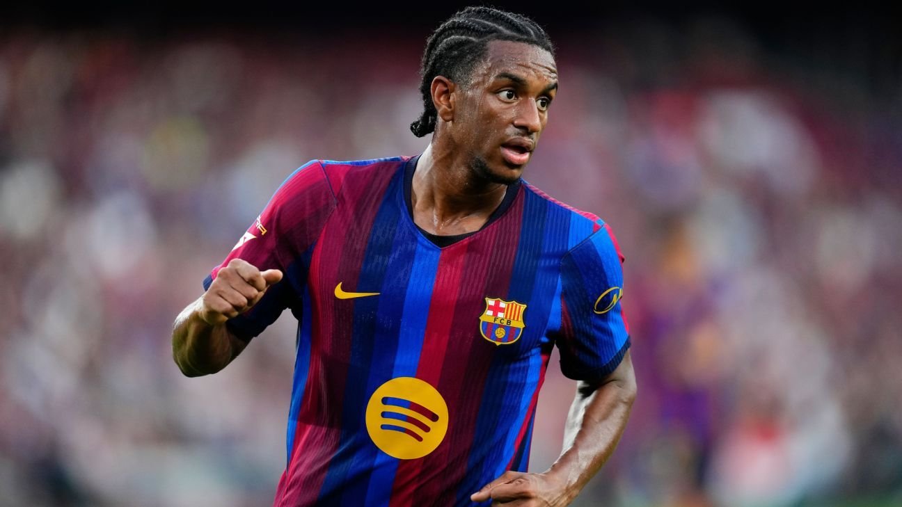 Transfer rumors, news: Barcelona, Man United to hold Balde talks