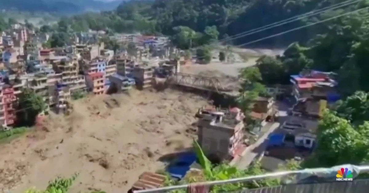 American tourists among hundreds missing after deadly floods in Nepal