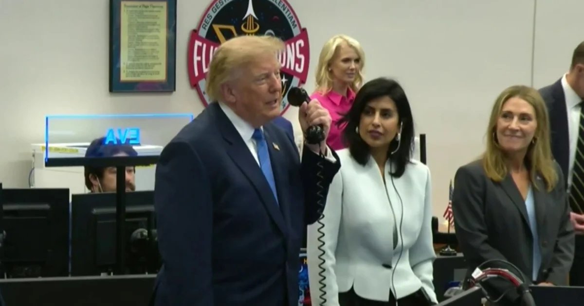 Trump calls into the International Space Station from NASA Mission Control