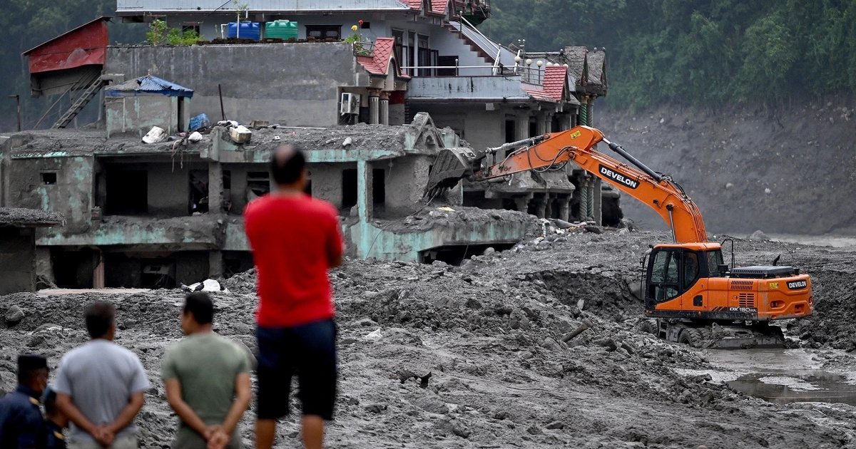 Rescuers Struggle to Reach Areas Devastated by Nepal Floods