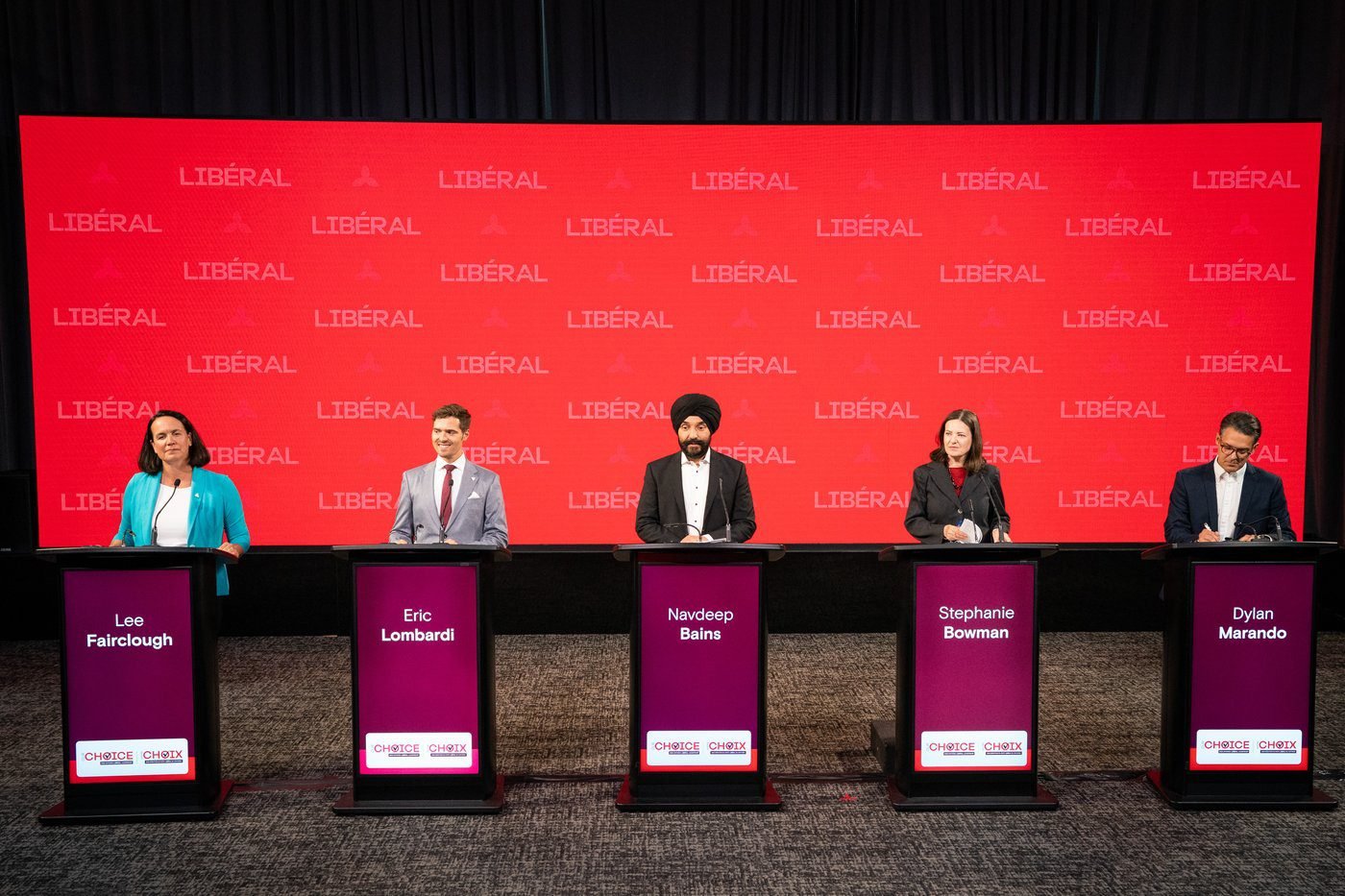 Candidates in Ontario Liberal leadership debate value of having a seat