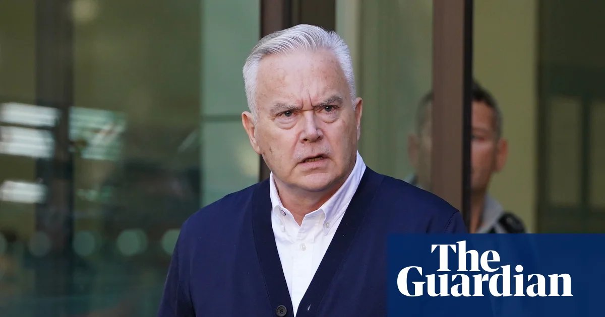 Huw Edwards criticised for entering Welsh poetry competition | Huw Edwards