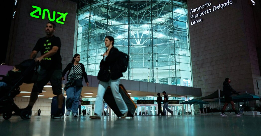 Airport chaos, delays as E.U. debuts biometric border system
