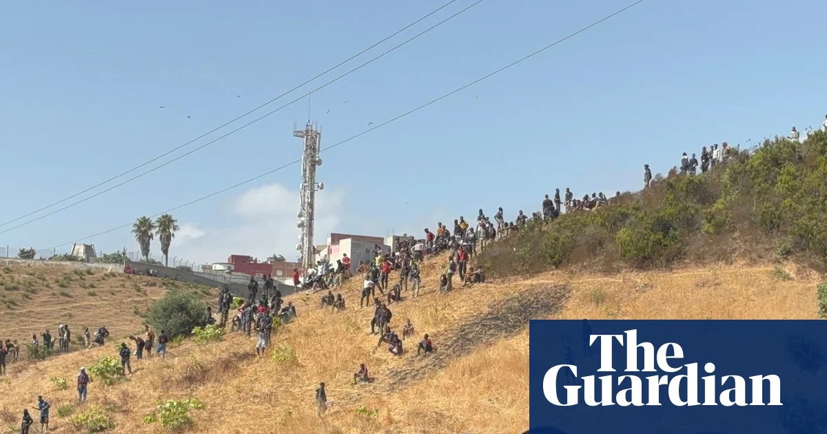 Moroccan police arrest more than 100 people as they attempt to enter Ceuta | Morocco