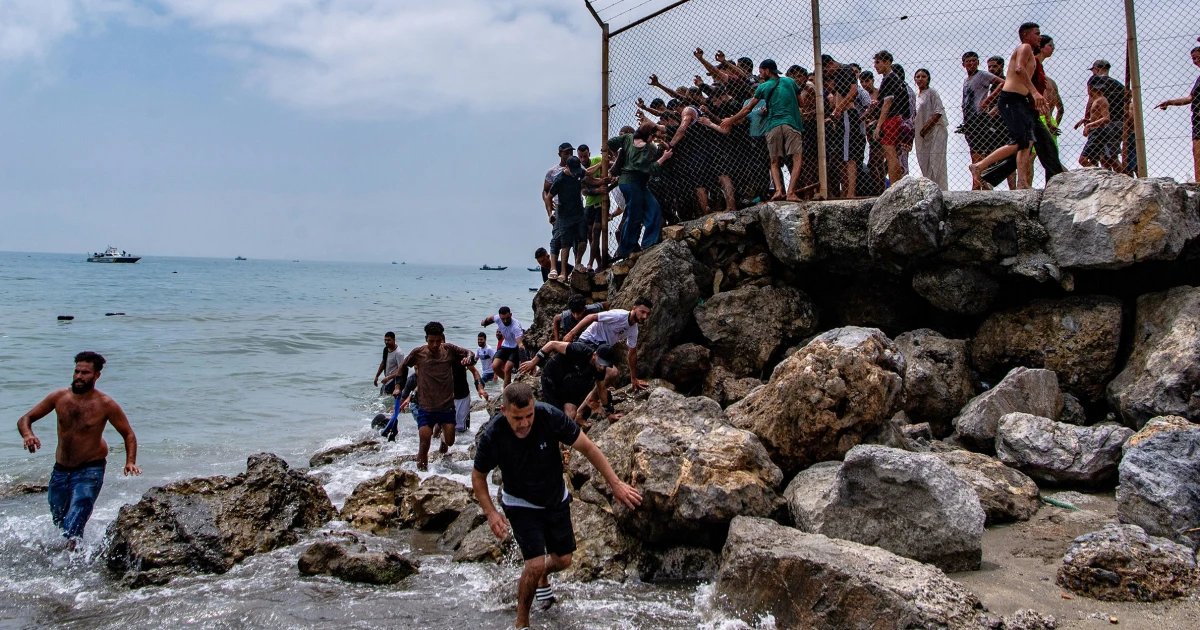 Spanish PM blames Russia, Israel for disinformation in Ceuta migrant crisis