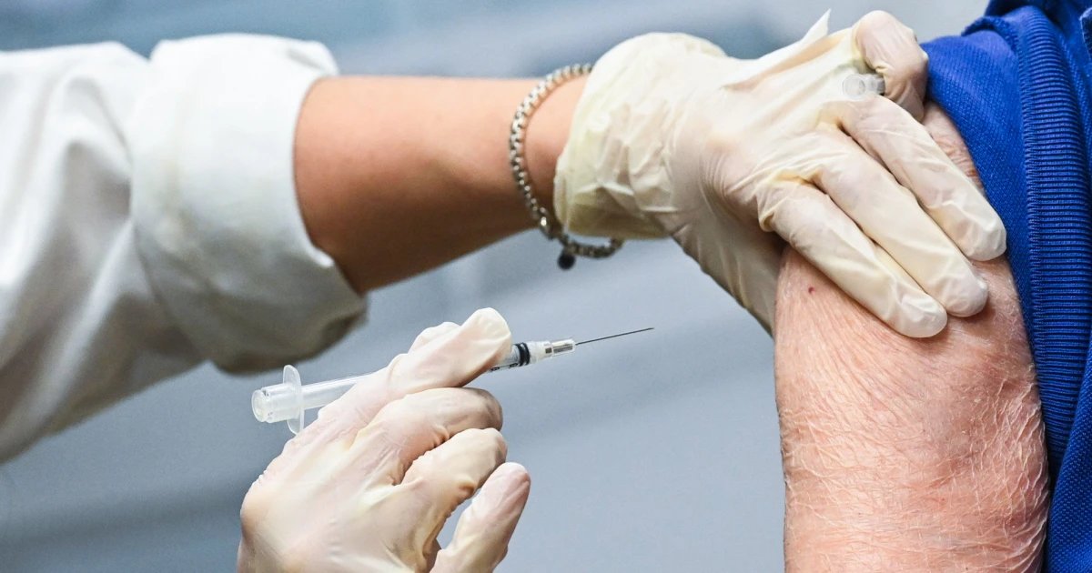 FDA approves 1st mRNA flu shot, from Moderna
