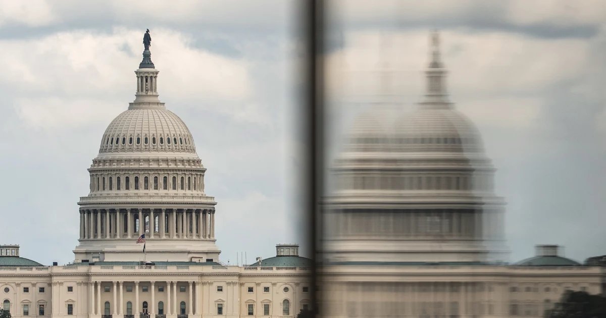 Senate passes short-term bill to prevent a shutdown before the midterm elections