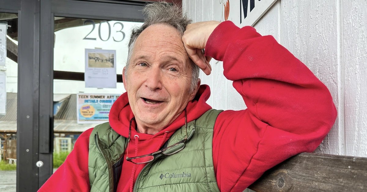 Dan Sullivan endorses Dan Sullivan to beat Dan Sullivan in perplexing Alaska Senate race