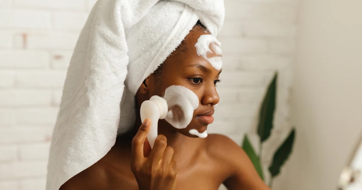 Is Applying Skin Care with Your Fingers Bad? A Dermatologist Weighs In