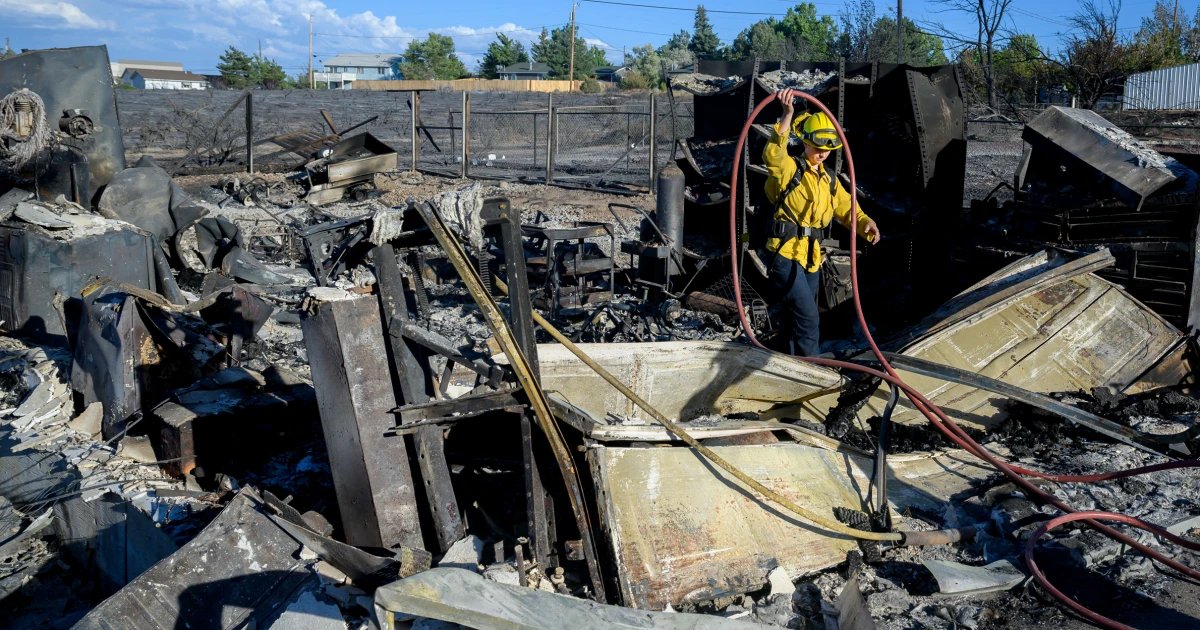 Some allowed to return after Hawk Fire destroys homes in Reno area