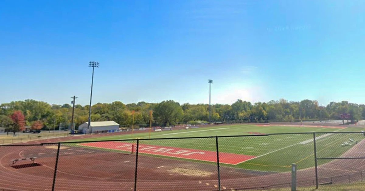 College football player dies after collapsing on sidelines moments after scoring touchdown