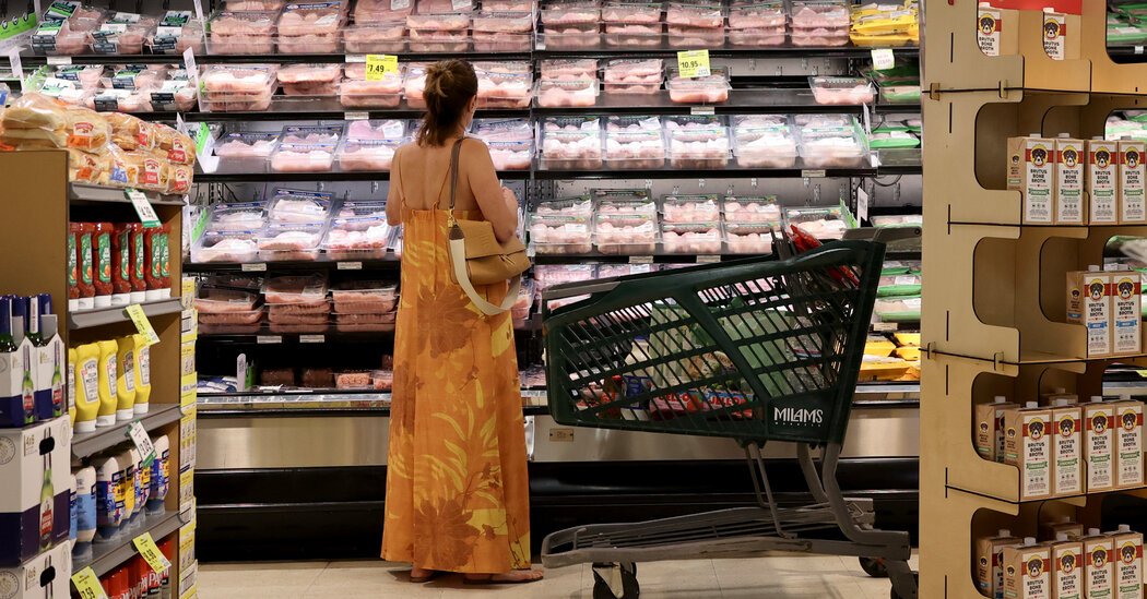 PCE Index Shows Inflation Remained Elevated in July Amid High Energy Costs