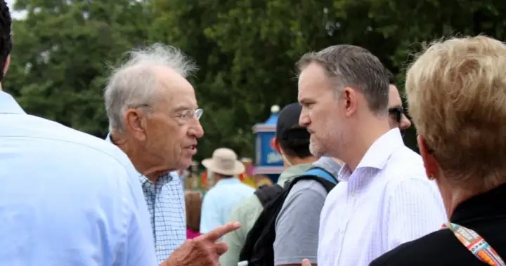 Senator says tariffs a wake-up call for Canada – National
