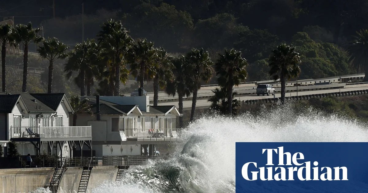 ‘Super El Niño’ could bring wet winter and flooding to western US, climate scientists warn | US weather