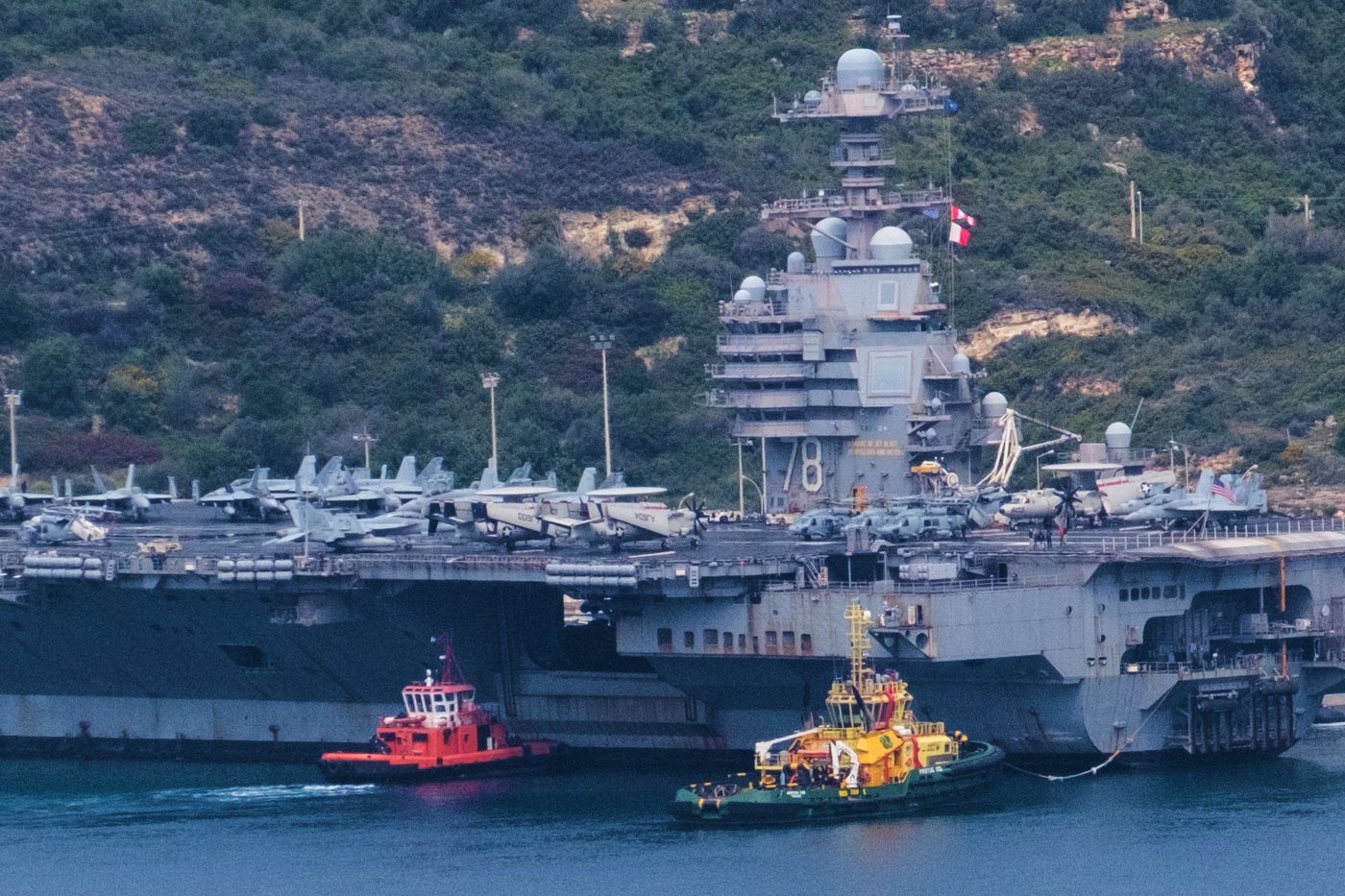 Trump orders the Navy to return to an older system of launching jets off aircraft carriers