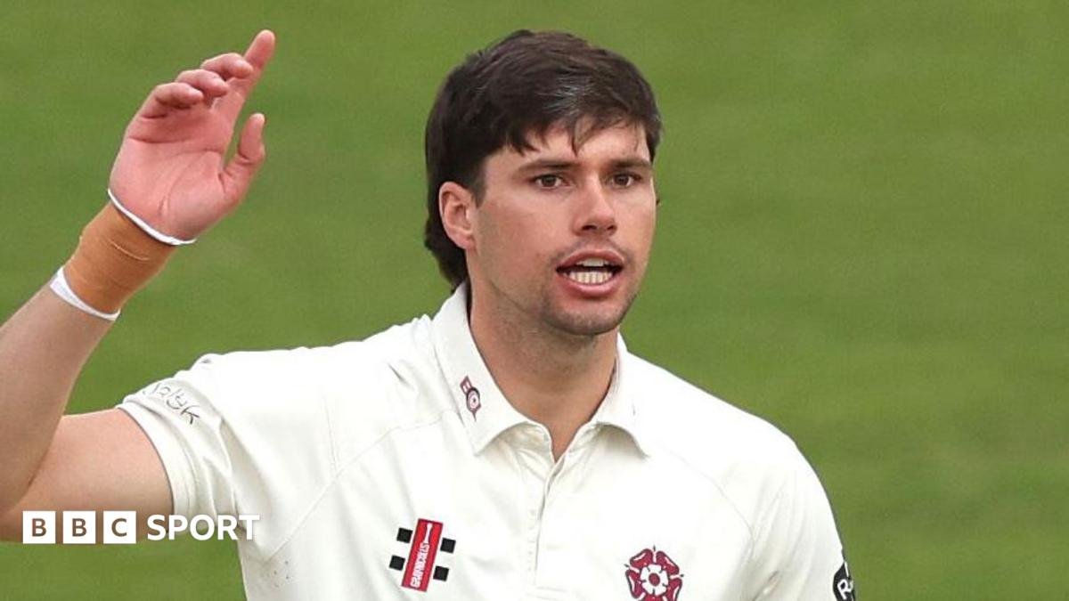 Northants all-rounder Justin Broad signs contract extension