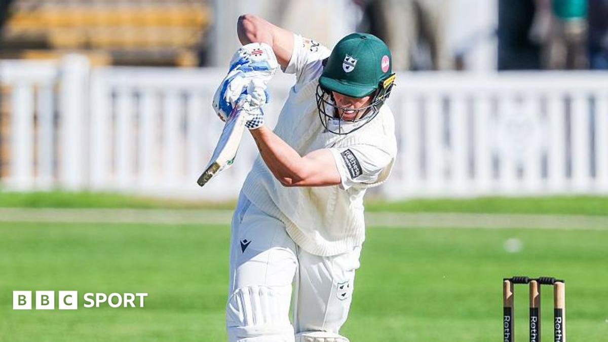 County Championship: Lategan & Libby earn Pears win at Cheltenham