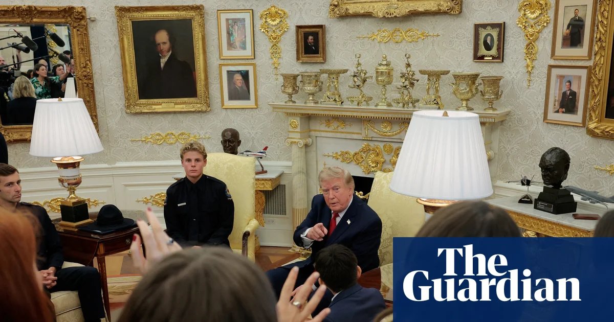 White House launches personal attack on CNN reporter over question to Trump | Donald Trump