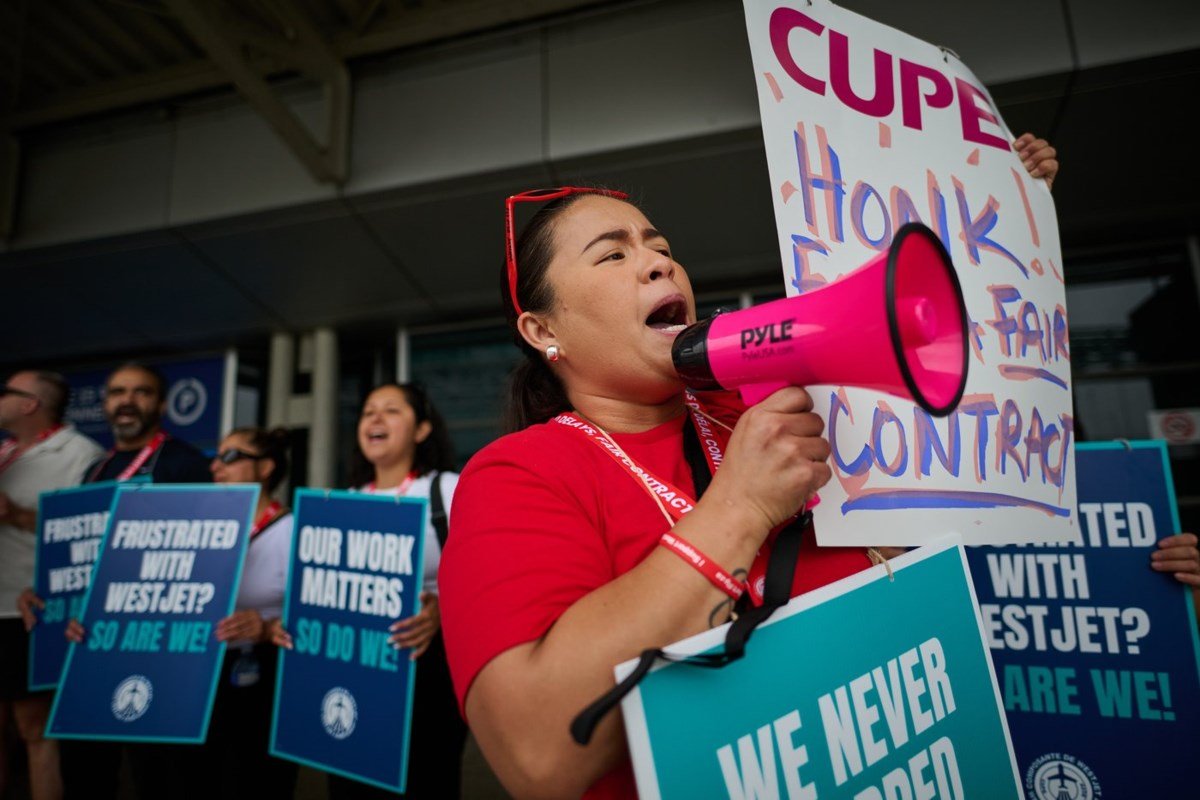 WestJet flight attendants on strike as union, airline fail to come to terms