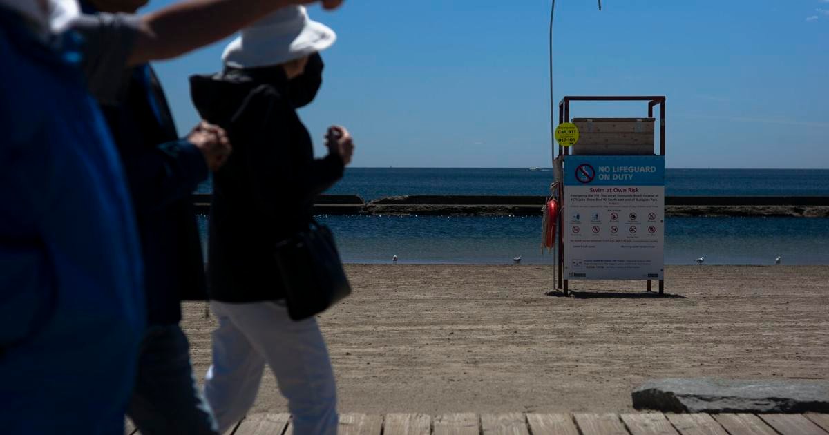 Stay out of the water at Toronto's public beaches
