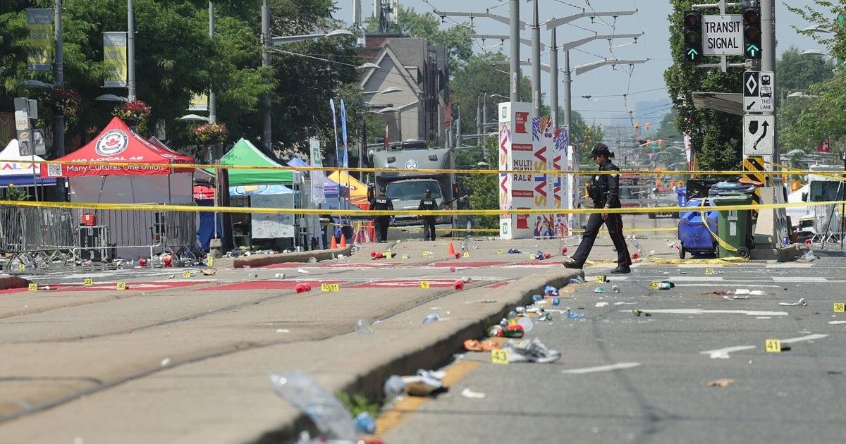Salsa on St. Clair shooting: Toronto police charge 2 men with 1st-degree murder in 'act of extraordinary violence' that left 2 dead