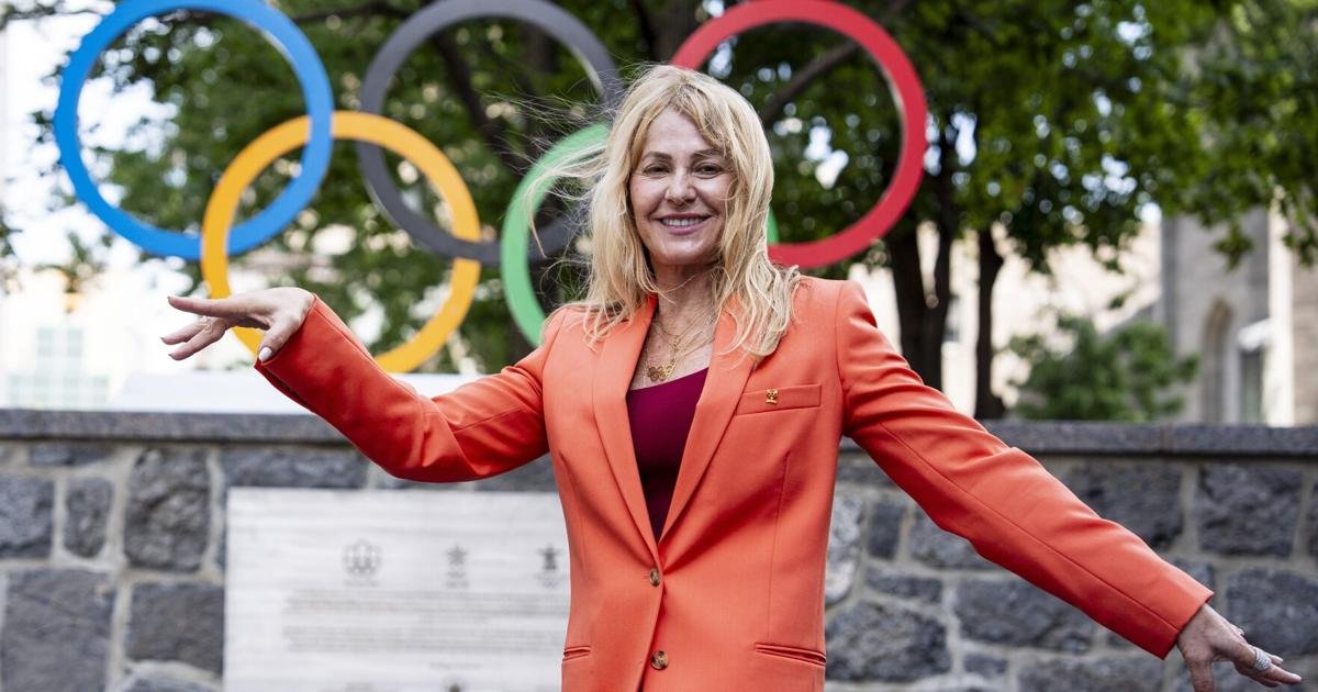 Nadia Comaneci became a star at the 1976 Montreal Olympics. Now, she's back in Canada to be honoured: 'Imagine!'
