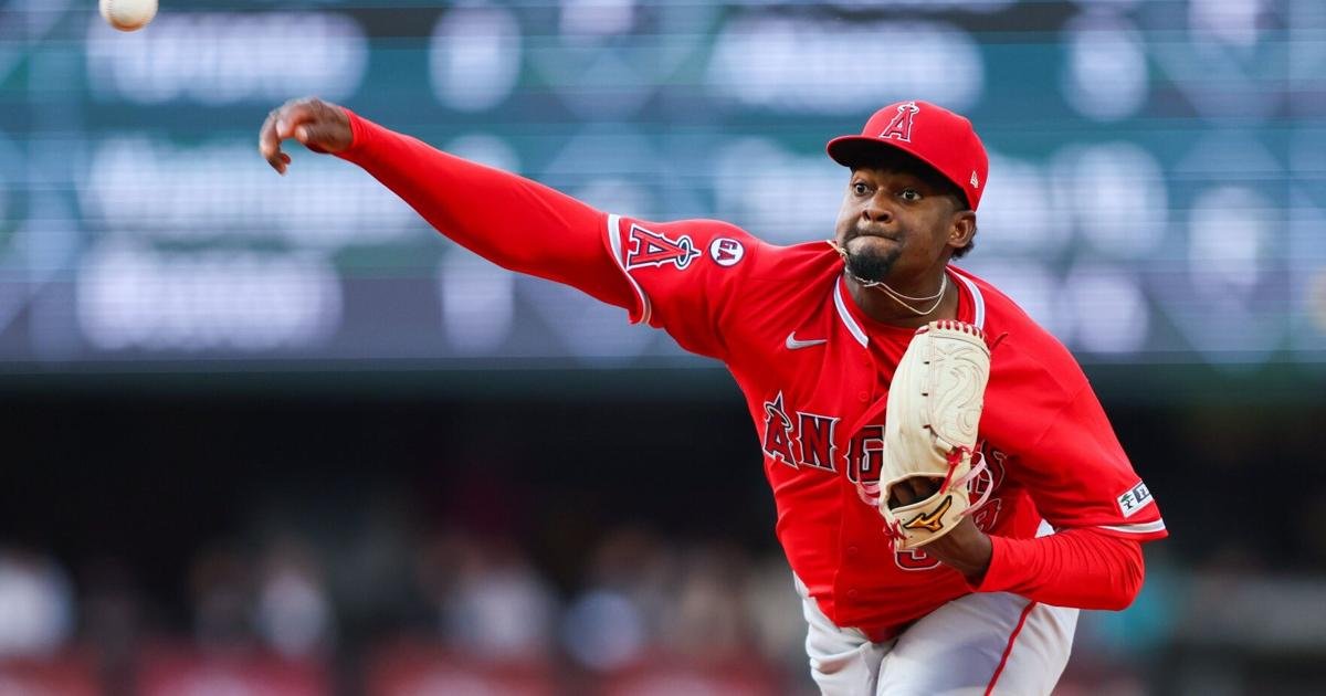MLB trade deadline live: Blue Jays take gamble by acquiring Soriano; Toronto might face Gausman this week; Springer, Varsho on trade block