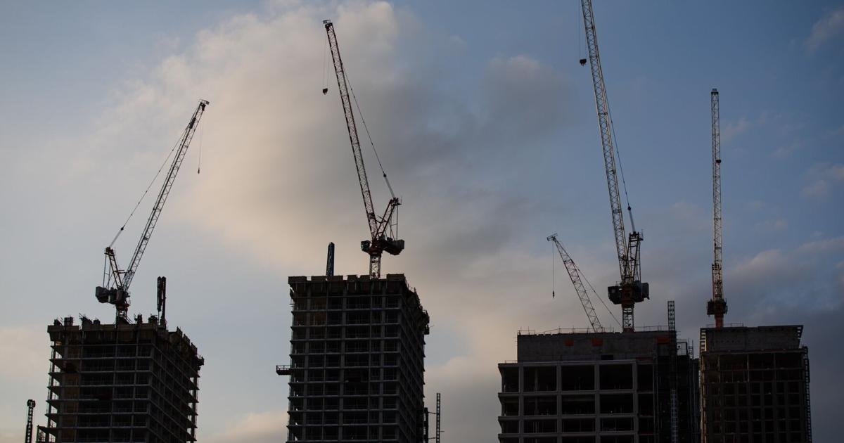 Carney promises Toronto $2.7 billion to build thousands of new rental homes