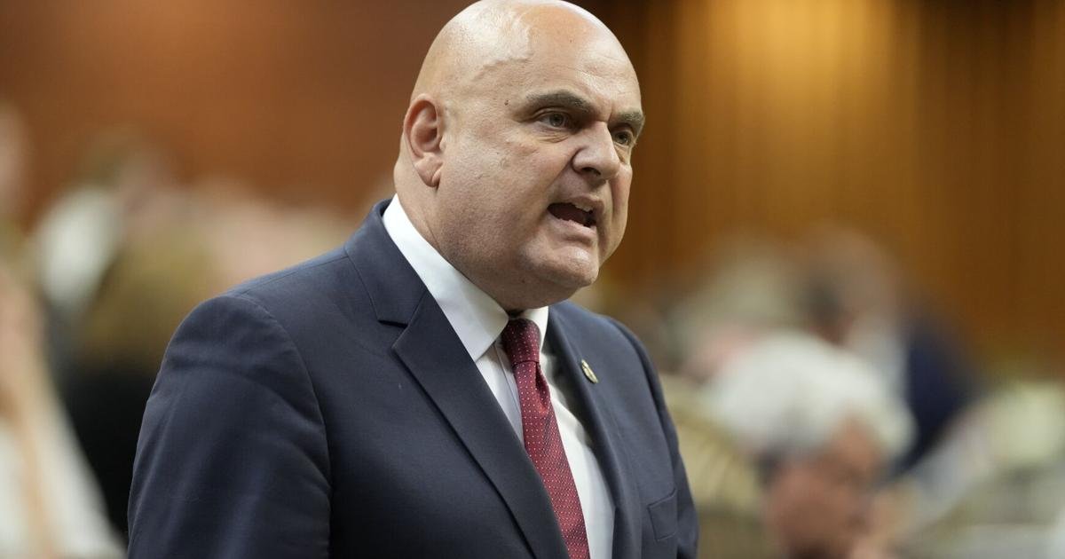 Ontario Conservative MP Larry Brock announces his resignation