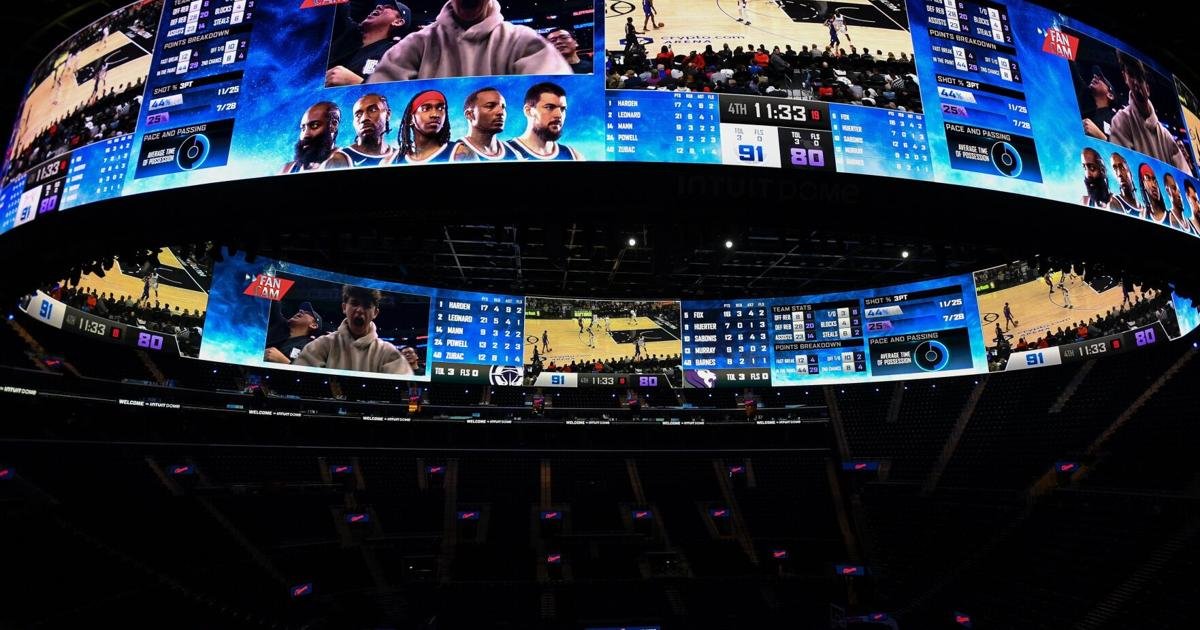 Kawhi Leonard had secret deal with Clippers' scoreboard maker, new report claims
