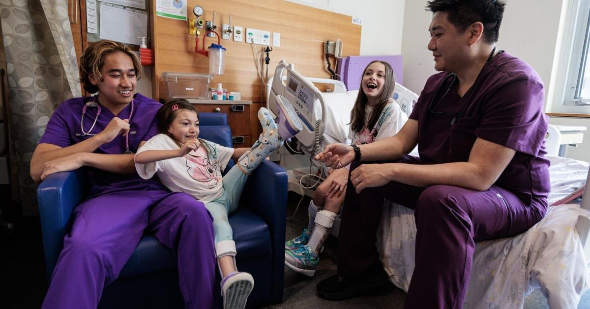 These Barrie twin girls are learning to walk in a Toronto hospital. Here's how 'twin' nurses stepped up