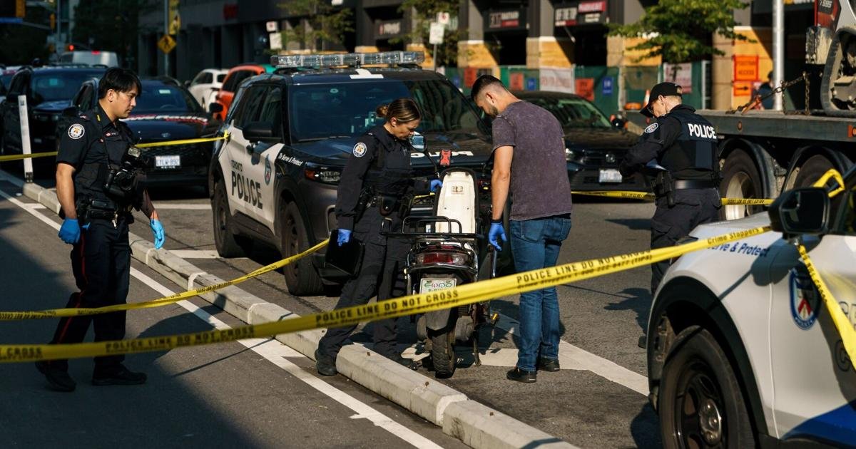 Man arrested, another sought after Toronto police officer shot during stolen e-bike call