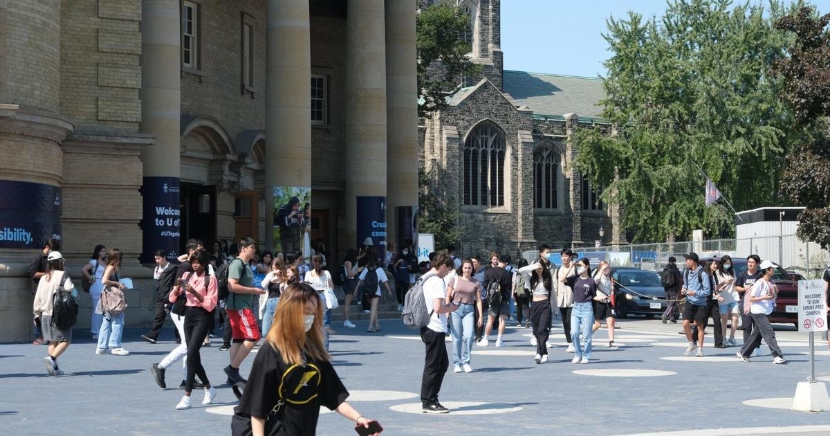 Toronto student residence spots are scarce. But a study says they're tied to better grades