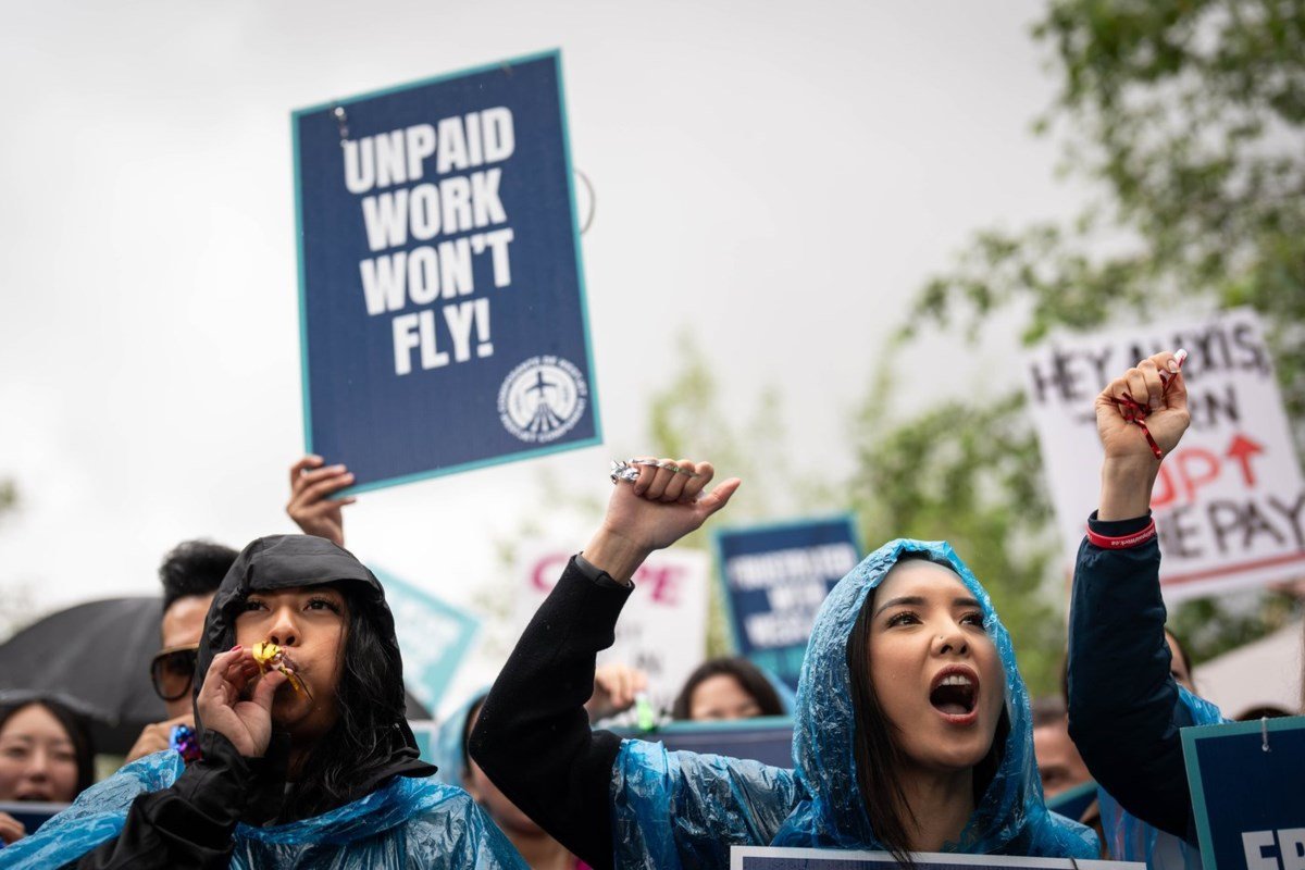 WestJet flight attendants vote 90.2% to ratify new three-year collective agreement