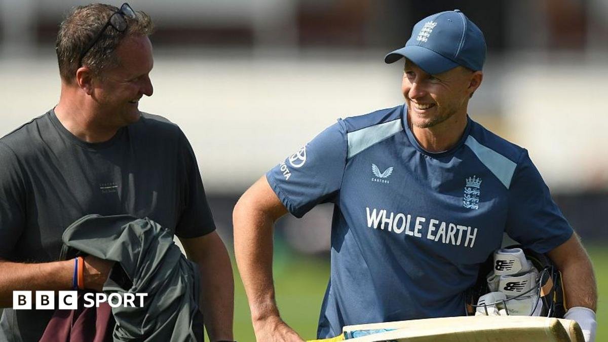 England v Pakistan: Joe Root shows himself to be the leader England need