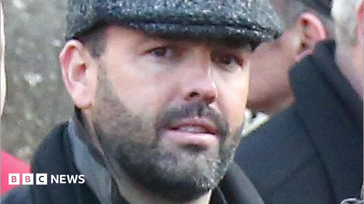 Daniel Kinahan: Suspected crime boss returning to Ireland amid tight security