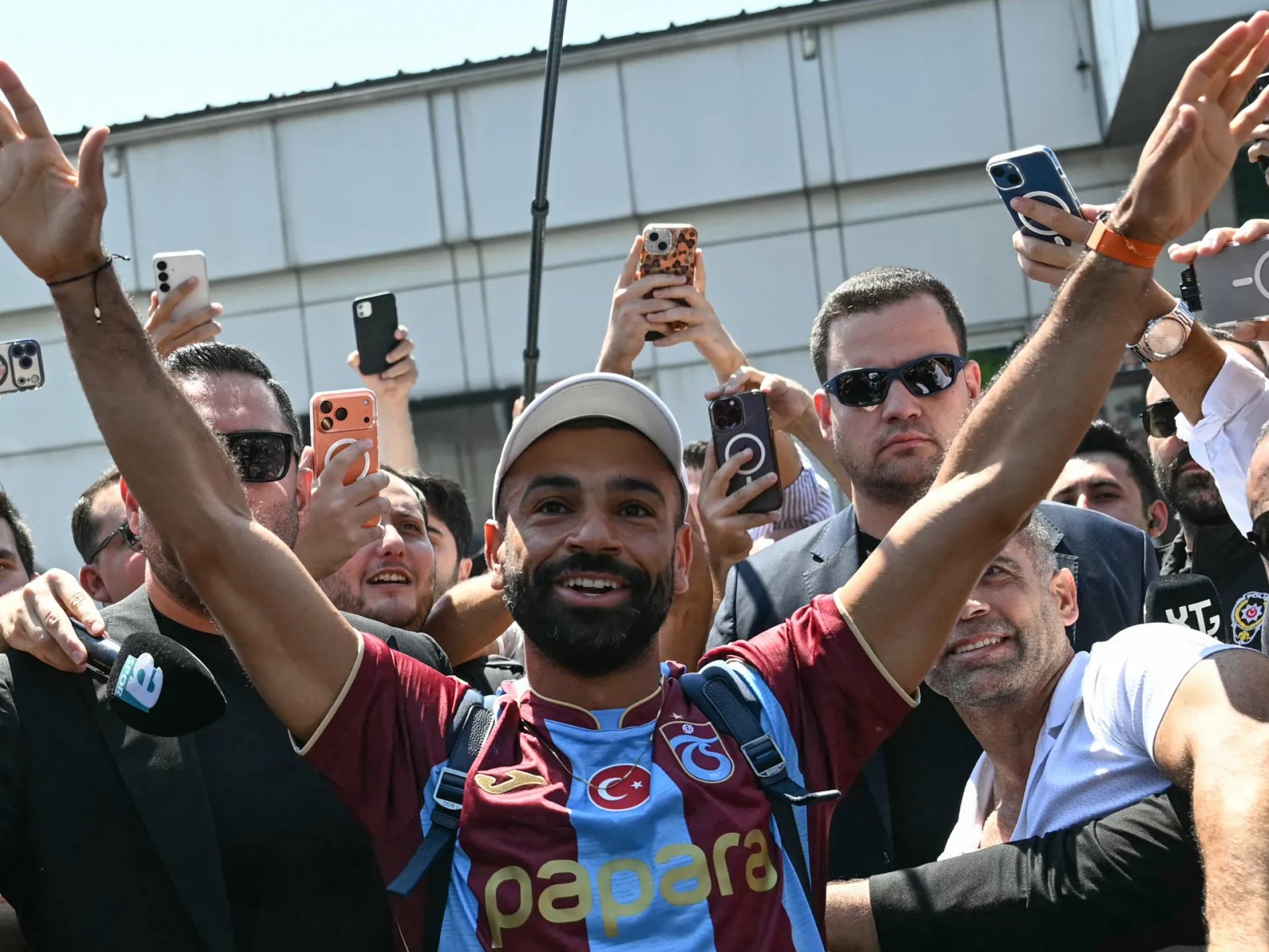Ex-Liverpool star Salah arrives in Turkiye before move to Trabzonspor | Football News
